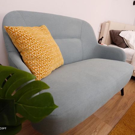 Brand New Lovely Studio Near Metro Station Bucureşti Ngoại thất bức ảnh